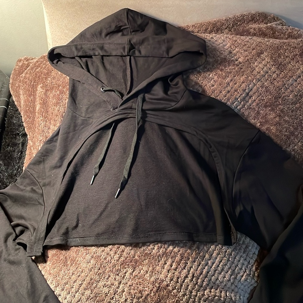 Cropped sweatshirt